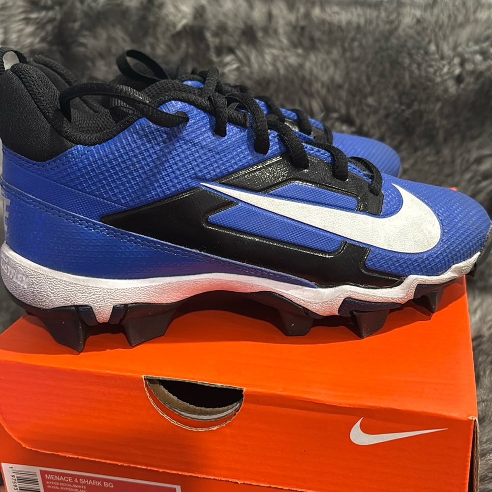 Nike Kids Blue and Black Sneakers